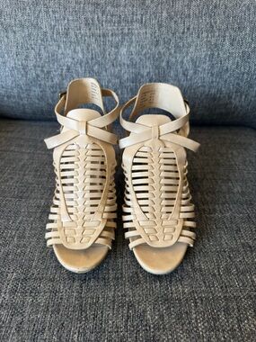 American Eagle Outfitters Beige Strappy Cutout Heels